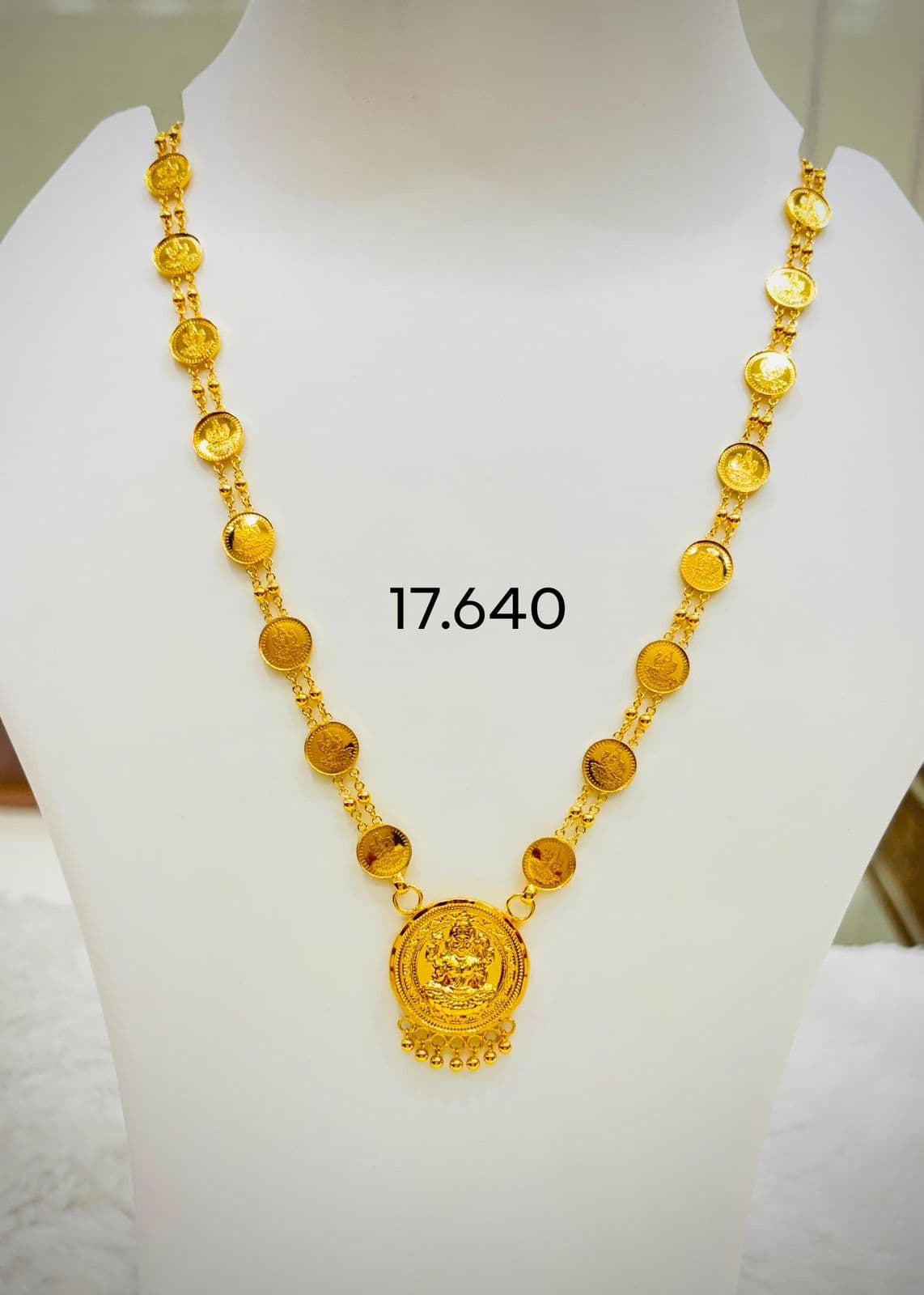 Necklaces jewellery